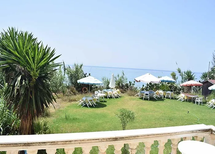 Sunset Bay 3*